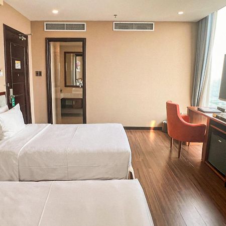 Yarra Ocean Suites Danang Exterior foto