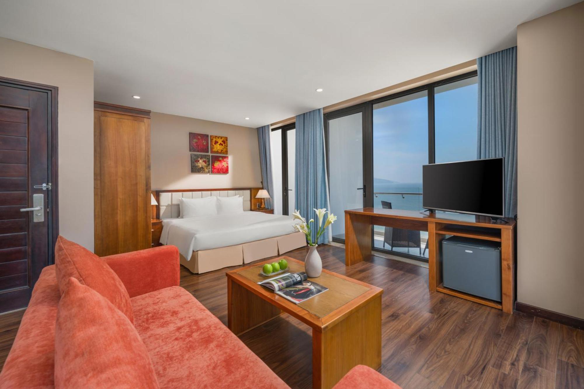 Yarra Ocean Suites Danang Exterior foto