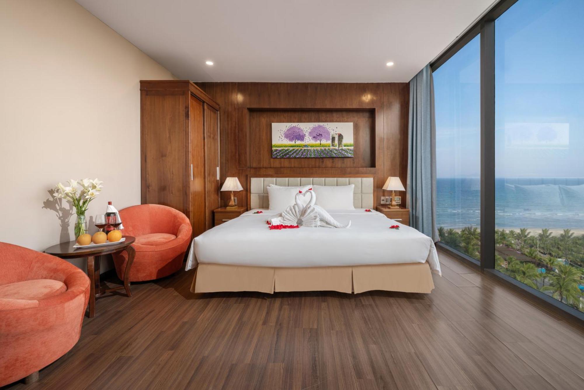 Yarra Ocean Suites Danang Exterior foto