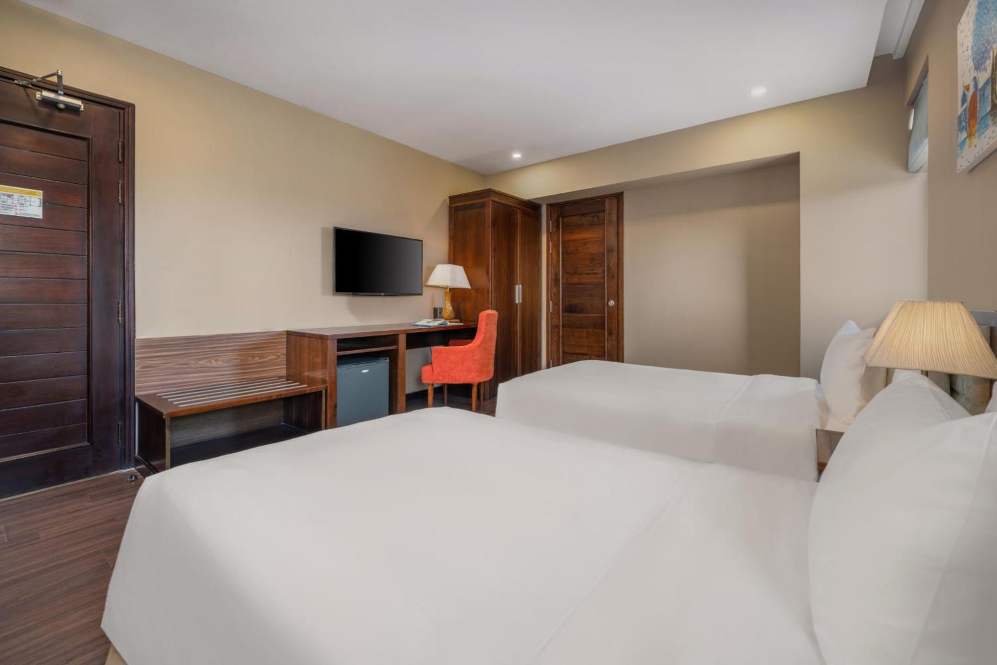 Yarra Ocean Suites Danang Exterior foto