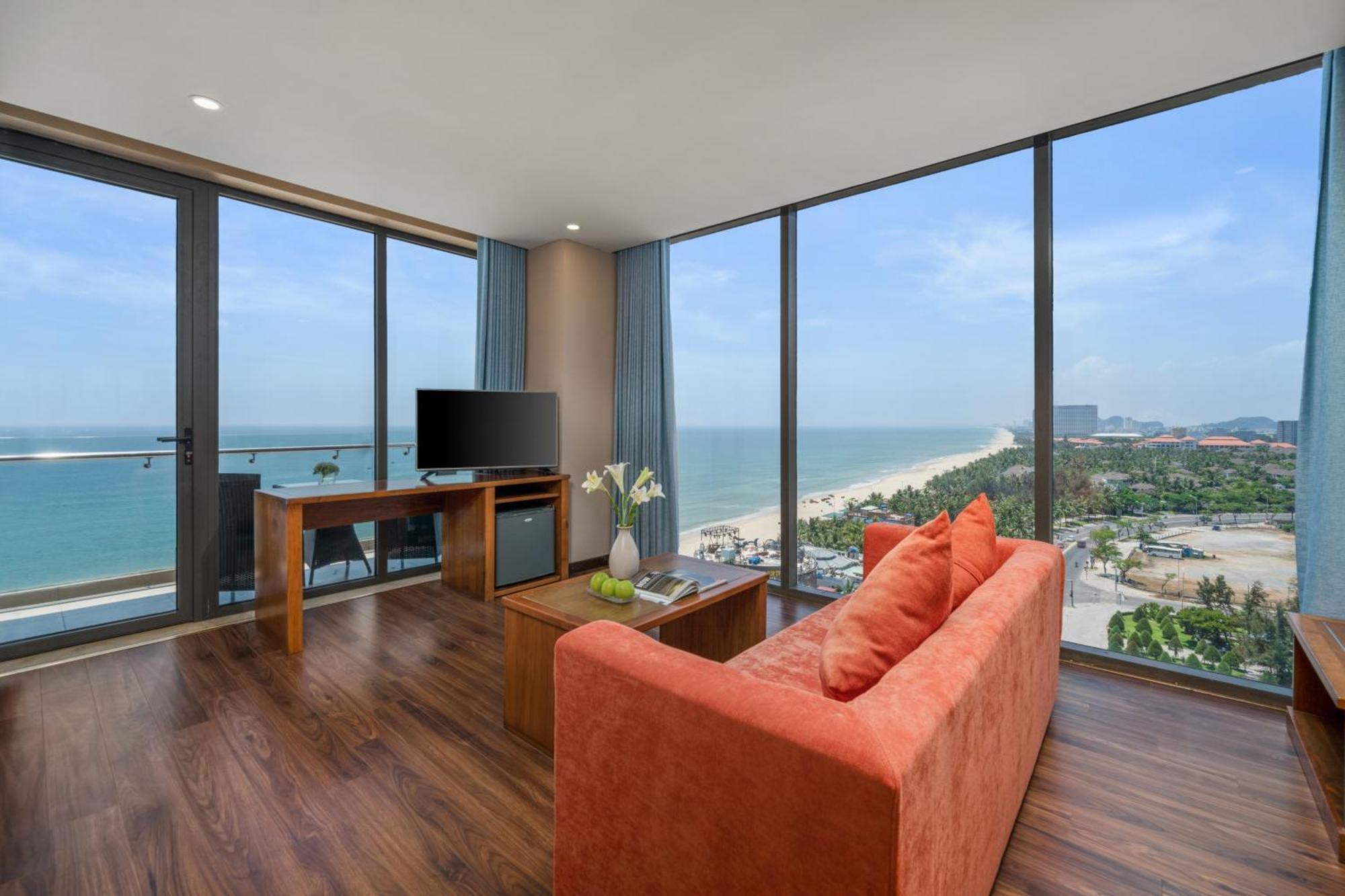 Yarra Ocean Suites Danang Exterior foto