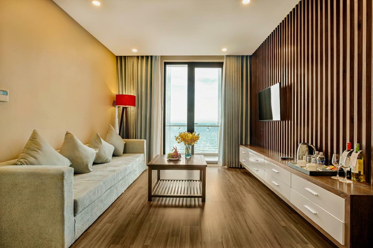 Yarra Ocean Suites Danang Exterior foto